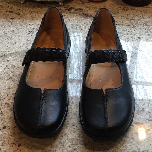 where are hotter shoes made